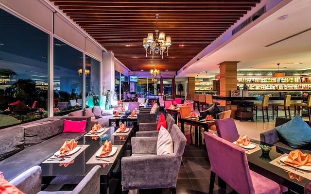 Wyndham Sea Pearl Phuket Alfa Club & Restaurant