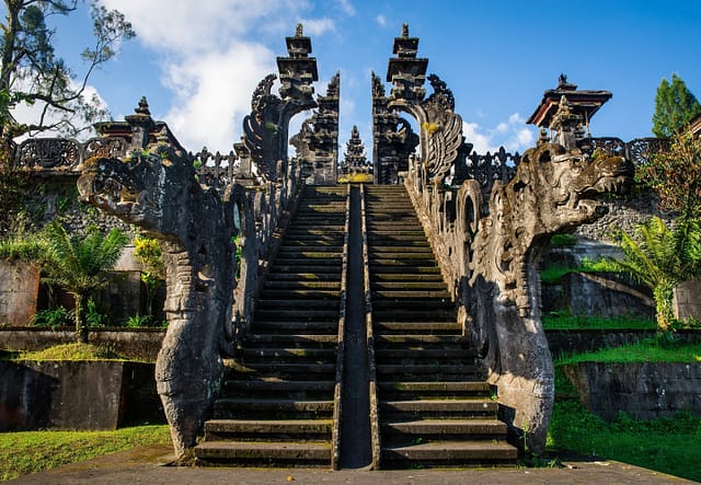 Pura Penataran Agung's candi bentar at Pura Besakih